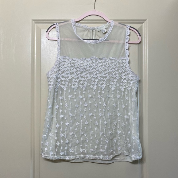 White Forever 21 sheer floral lace tank - Picture 1 of 3